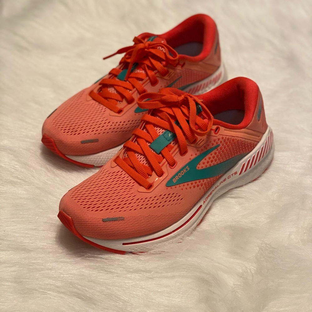 Brooks Women's Running Shoes - Coral